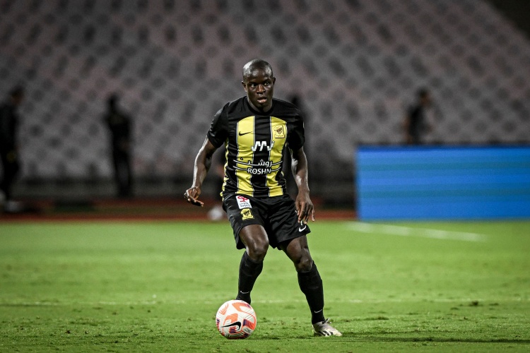 罗马诺：费内巴切为签坎特提交了高额报价，但吉达并不想轻易放人